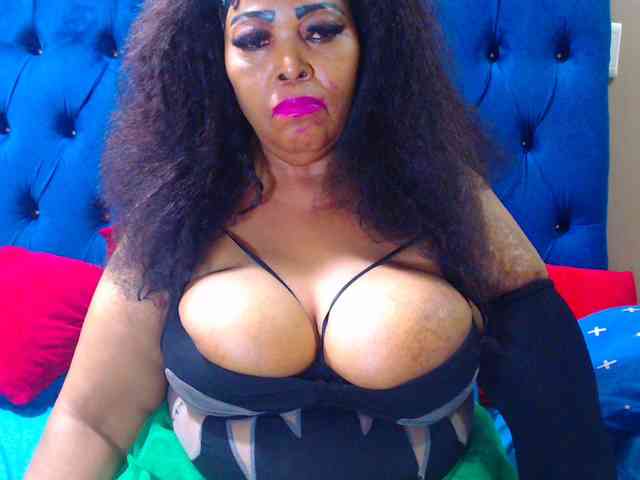 Ebonycandy10 webcam