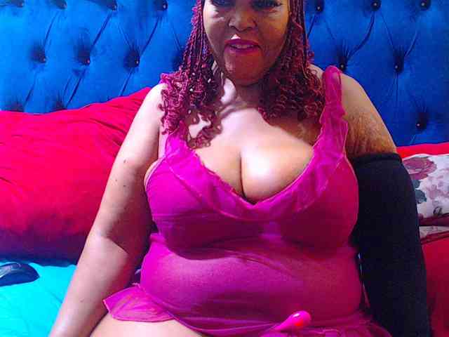 Ebonycandy10 webcam