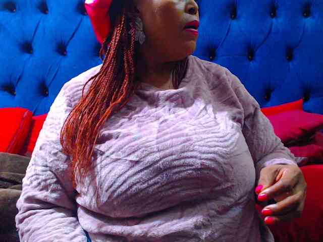 Ebonycandy10 webcam