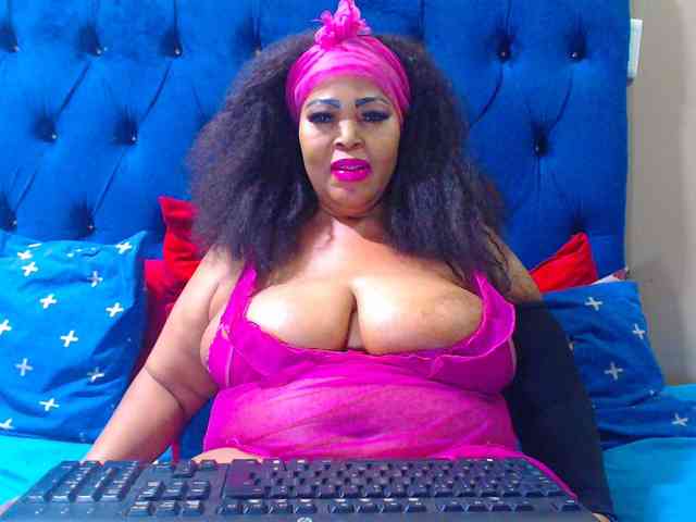 Ebonycandy10 webcam