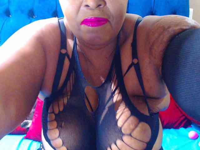 Ebonycandy10 webcam