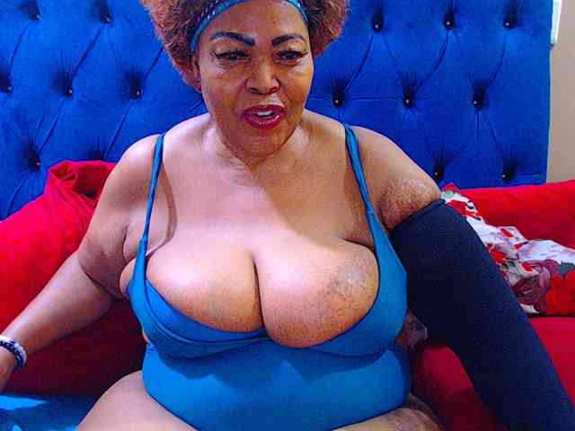 Ebonycandy10 webcam
