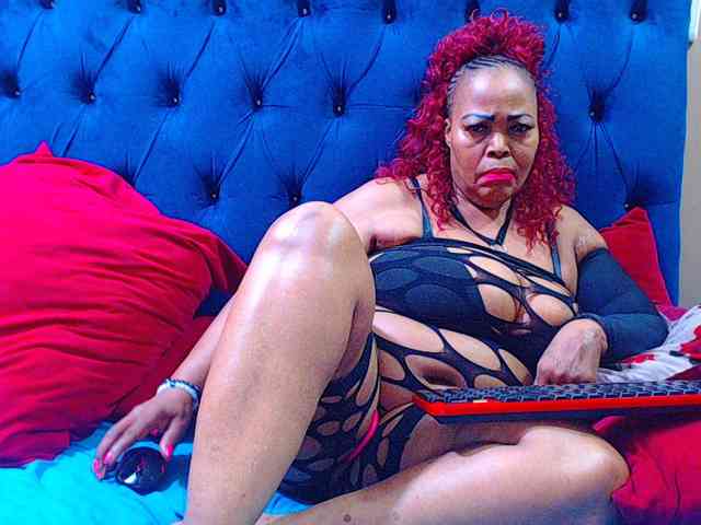 Ebonycandy10 webcam