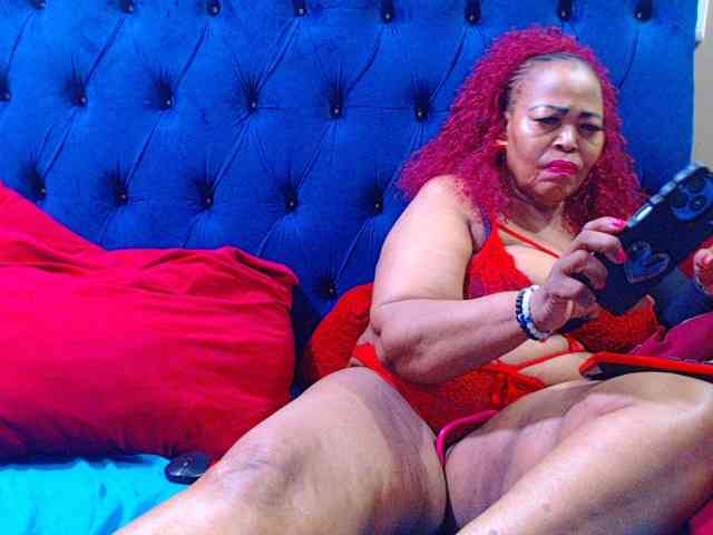 Ebonycandy10 webcam