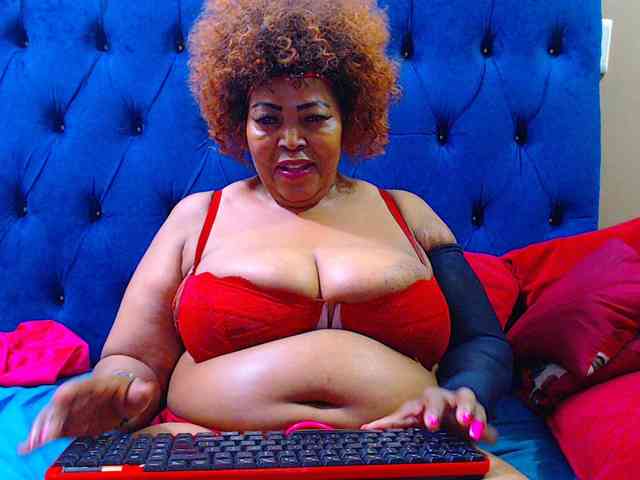 Ebonycandy10 webcam
