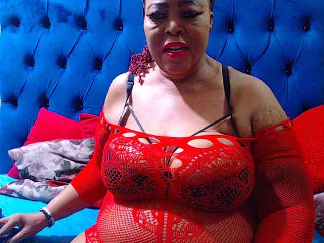 Ebonycandy10 webcam