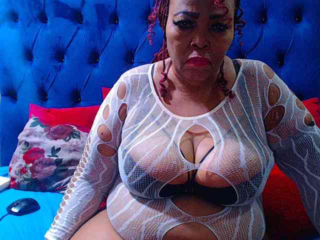 Ebonycandy10 webcam