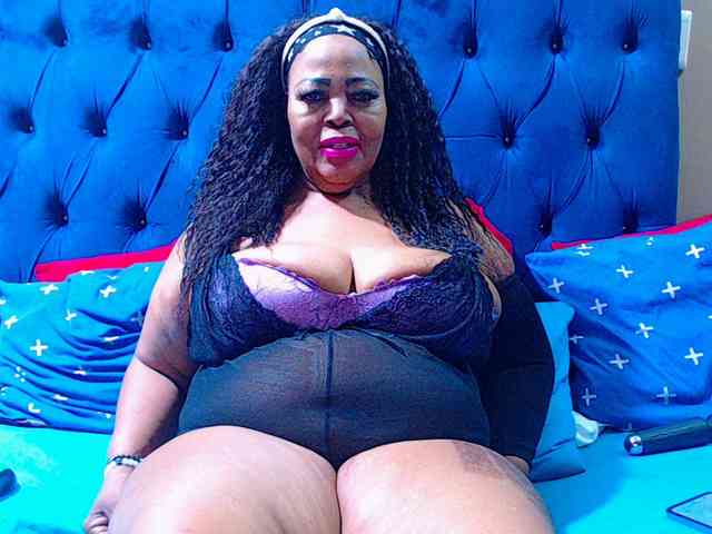 Ebonycandy10 webcam