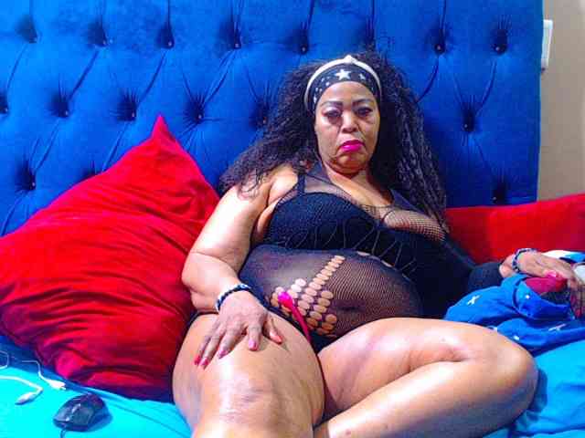 Ebonycandy10 webcam