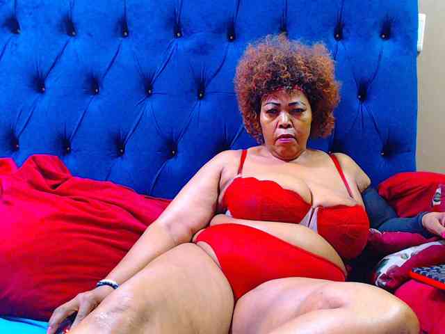 Ebonycandy10 webcam