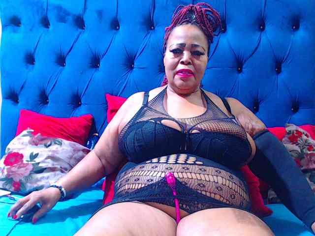 Ebonycandy10 webcam