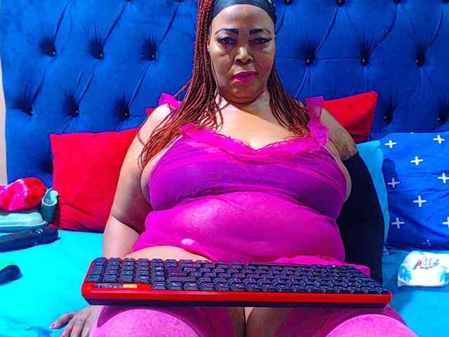 Ebonycandy10 webcam