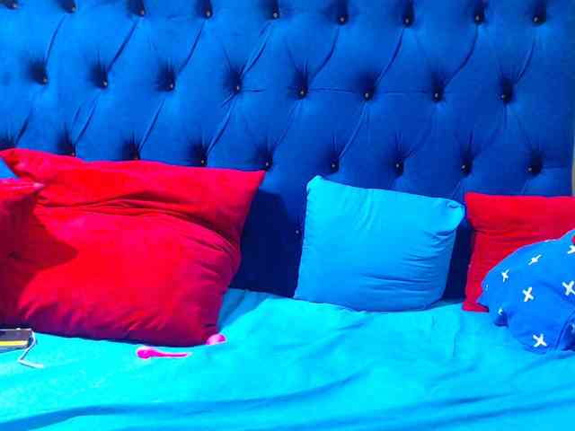 Ebonycandy10 webcam