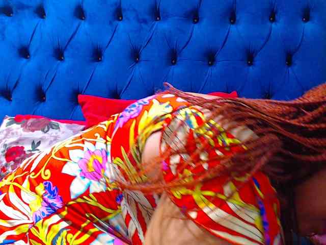 Ebonycandy10 webcam