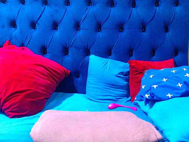 Ebonycandy10 webcam