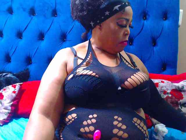 Ebonycandy10 webcam