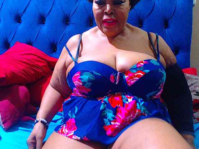 Ebonycandy10