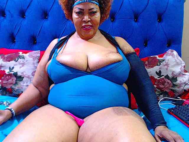 Ebonycandy10 webcam