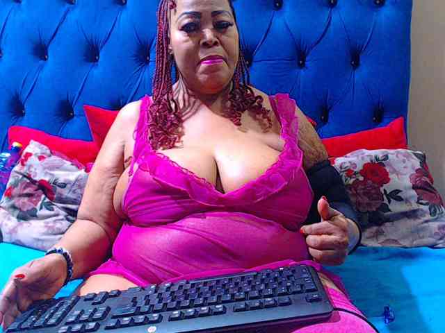 Ebonycandy10