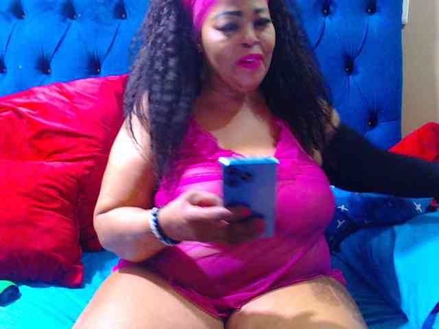 Ebonycandy10 webcam