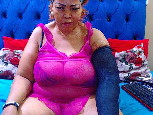 Ebonycandy10