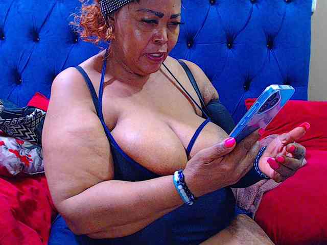 Modèle: Ebonycandy10