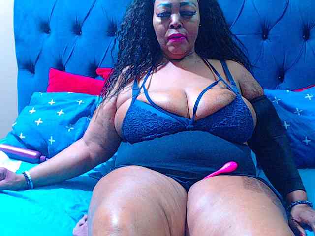 Ebonycandy10 webcam