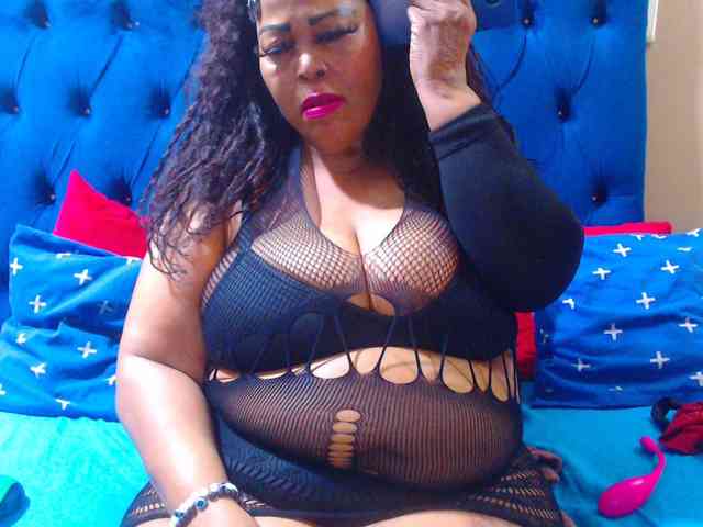 Ebonycandy10 webcam