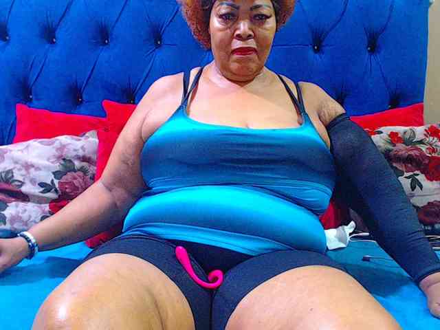 Ebonycandy10 webcam