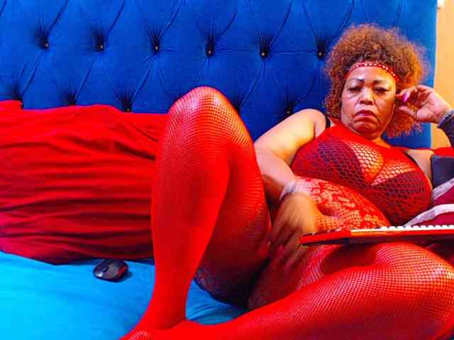 Ebonycandy10