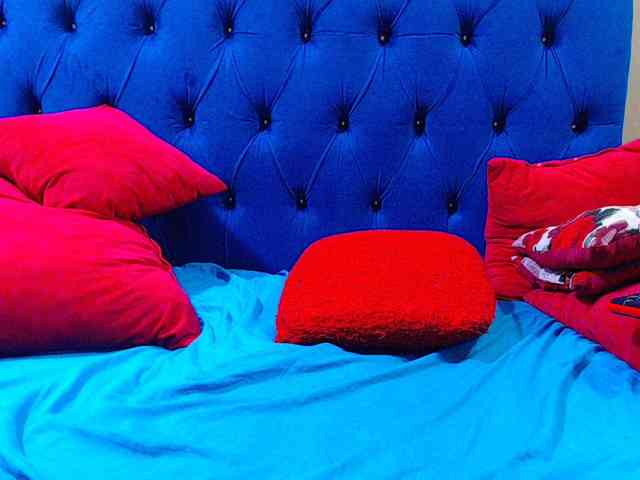 Ebonycandy10 webcam