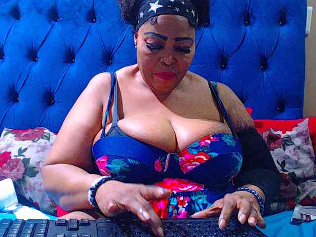 Ebonycandy10 Ebonycandy10