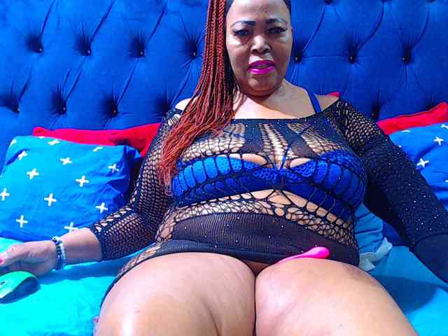 Ebonycandy10 webcam