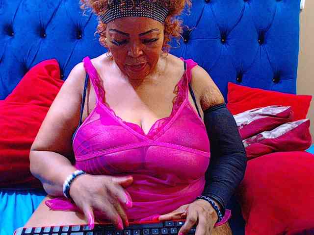 Ebonycandy10