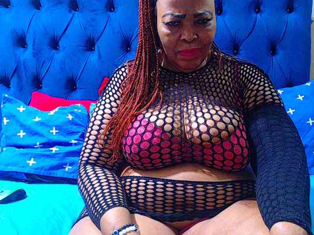 Ebonycandy10 webcam