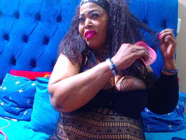 Ebonycandy10 webcam