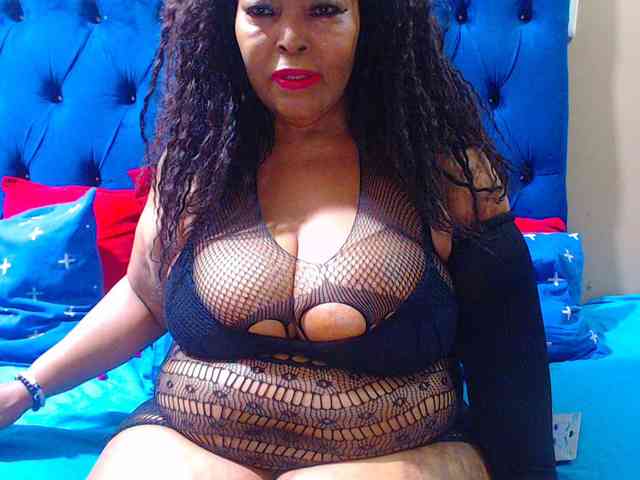 Ebonycandy10 webcam