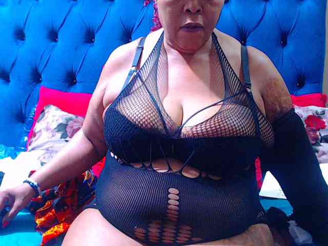 Ebonycandy10 webcam