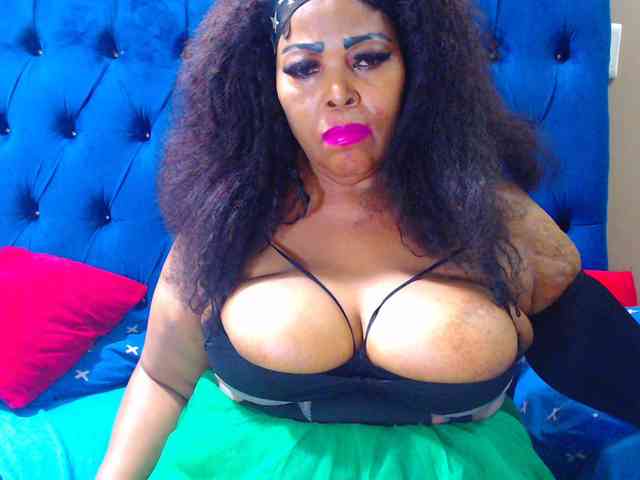 Ebonycandy10 webcam