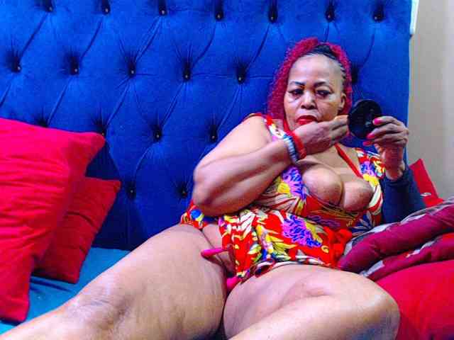 Ebonycandy10 webcam