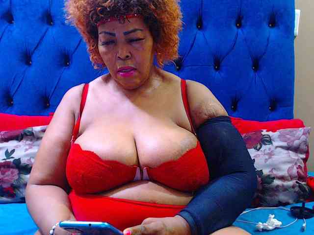 Ebonycandy10 webcam