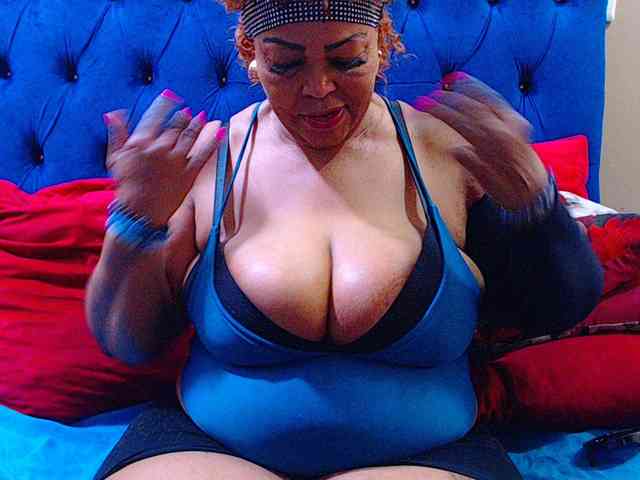 Ebonycandy10 webcam