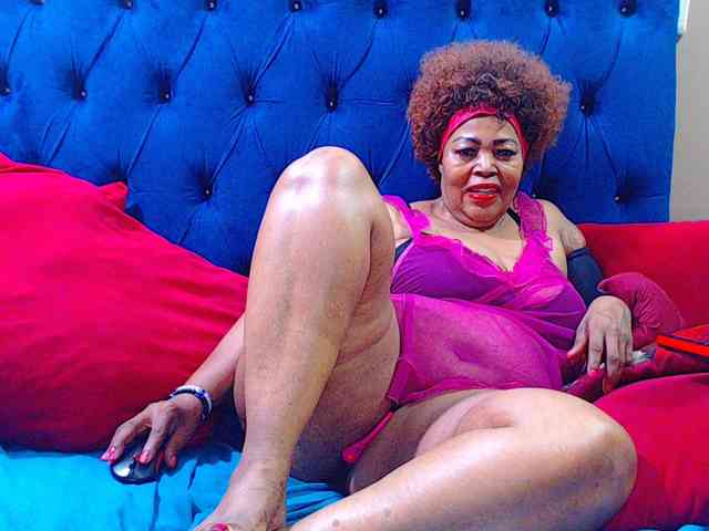 Ebonycandy10 webcam
