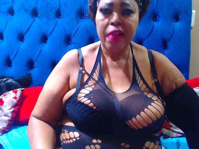 Ebonycandy10 webcam