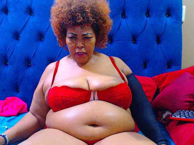 Ebonycandy10 webcam
