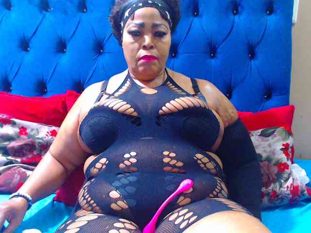 Ebonycandy10 webcam
