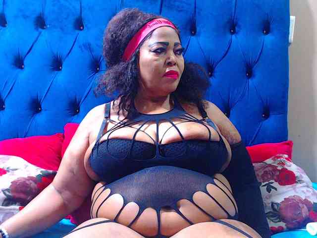 Ebonycandy10 webcam