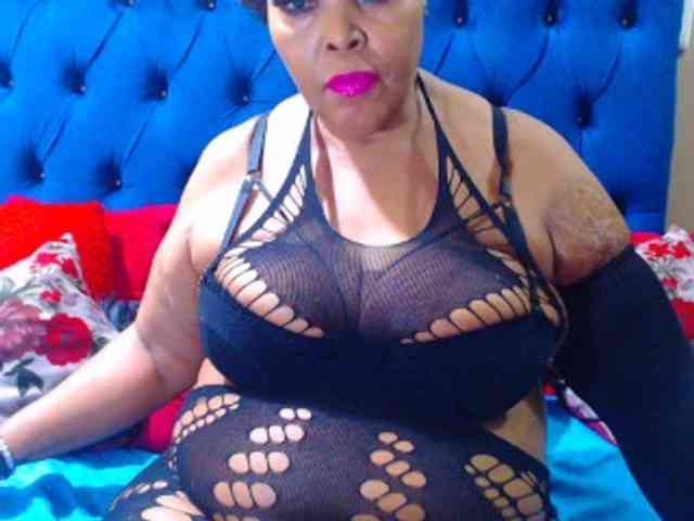 Ebonycandy10 webcam
