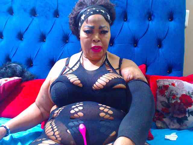 Ebonycandy10 webcam