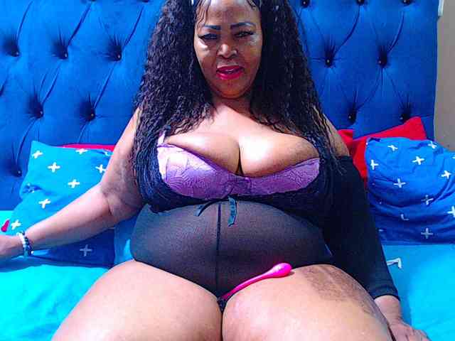 Ebonycandy10